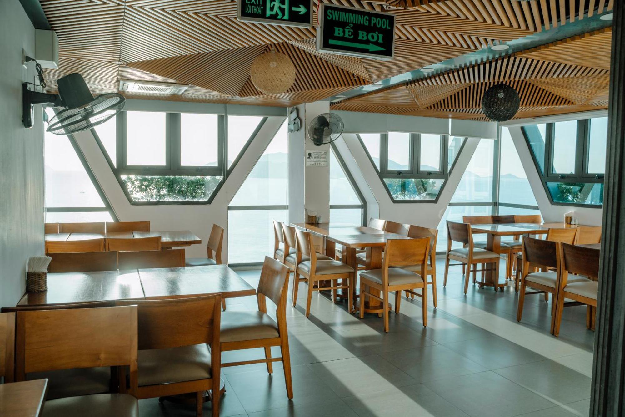 Venue Hotel Nha Trang Beach Exterior foto