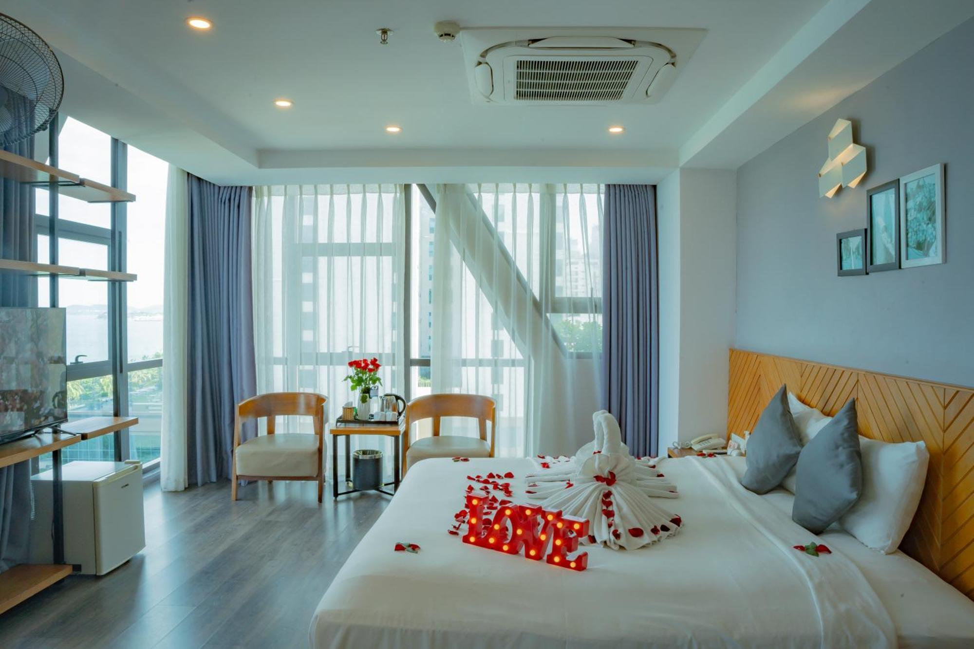 Venue Hotel Nha Trang Beach Exterior foto