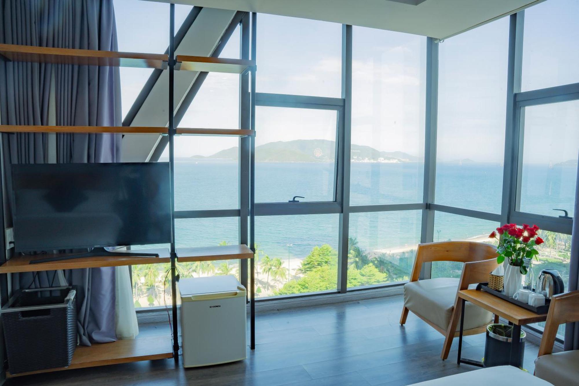 Venue Hotel Nha Trang Beach Exterior foto