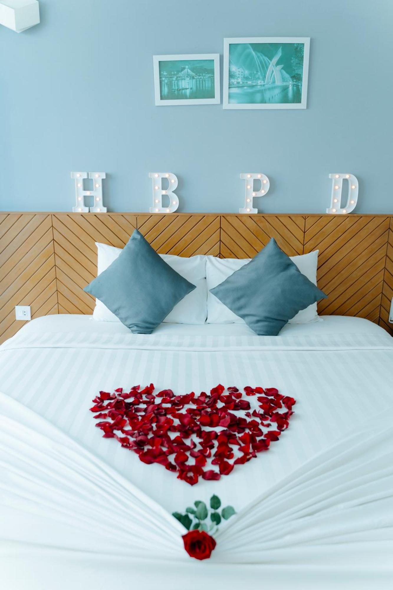 Venue Hotel Nha Trang Beach Exterior foto